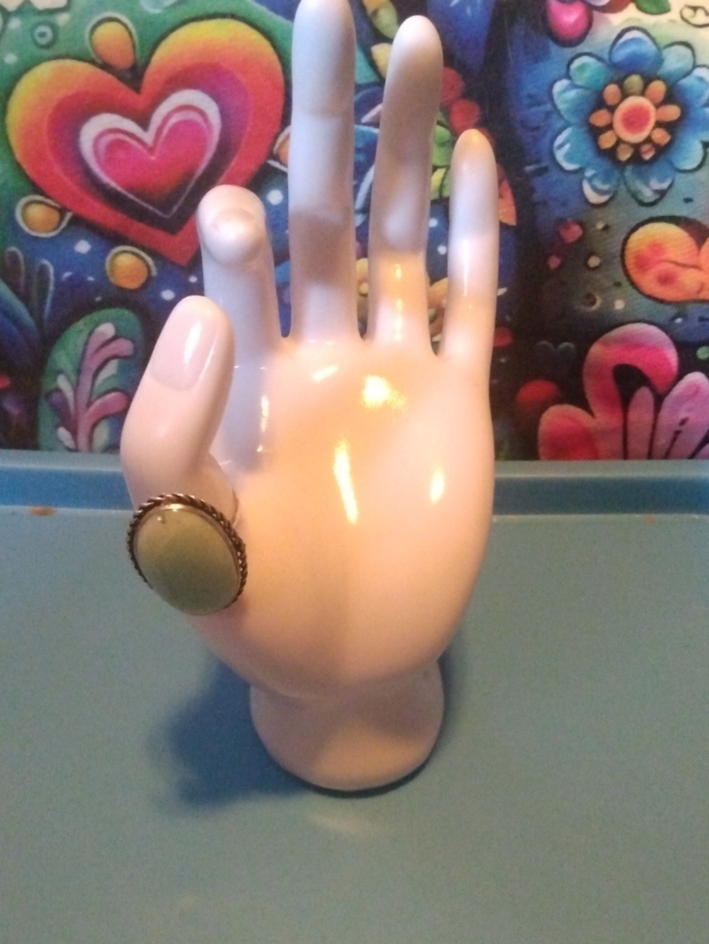 Jewelry Holder with  Green Stone Ring Size 11